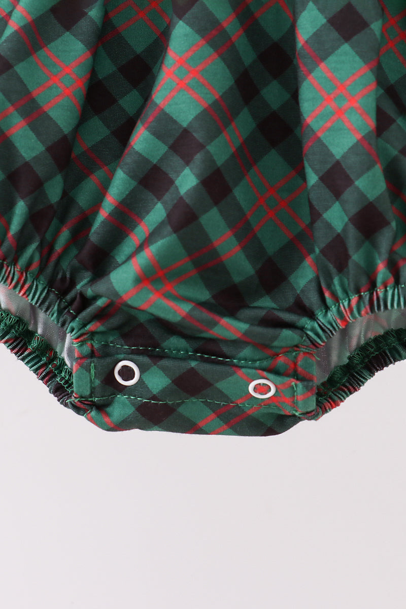 Forest velvet ruffle bubble