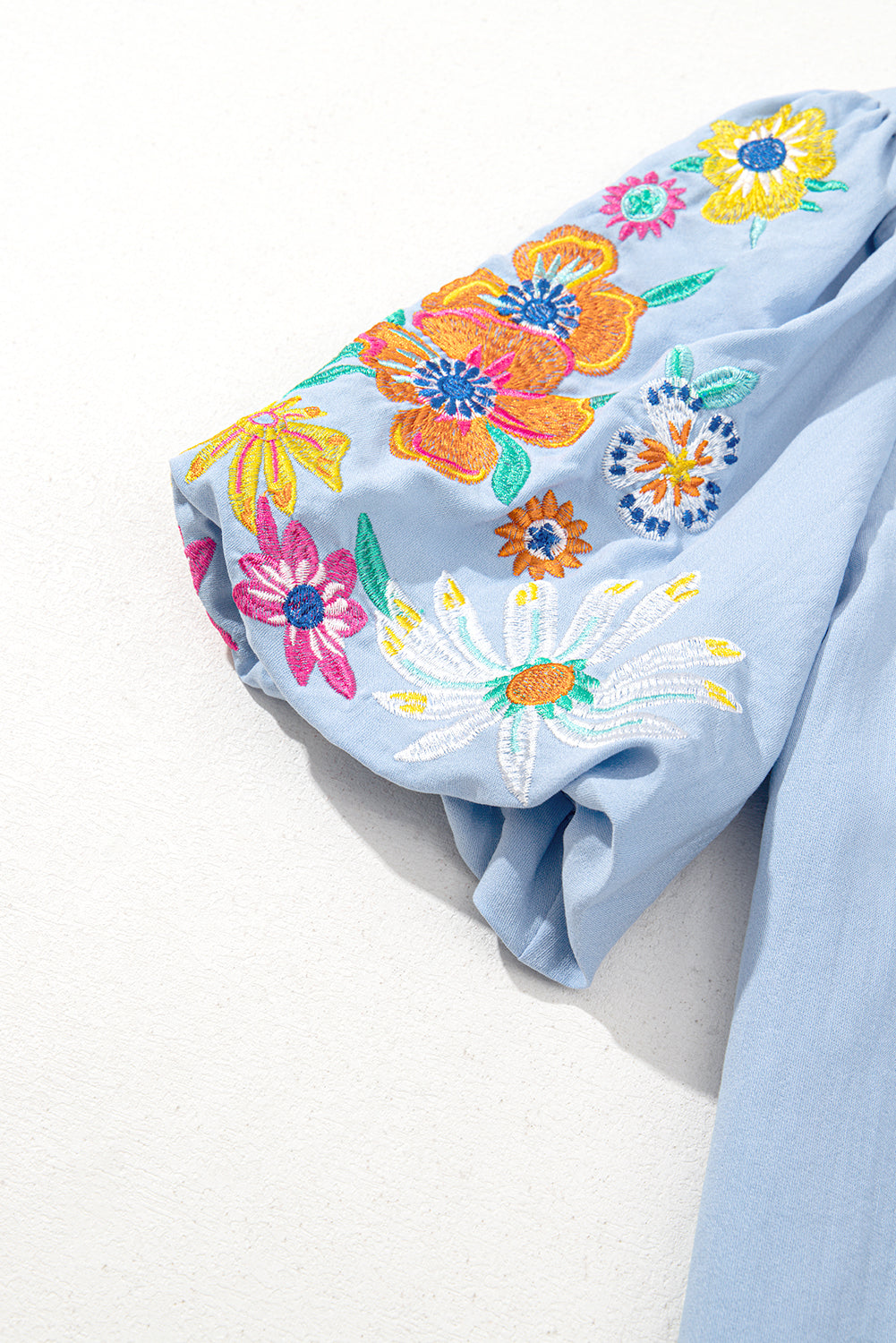 Embroidered Puff Sleeve Blouse