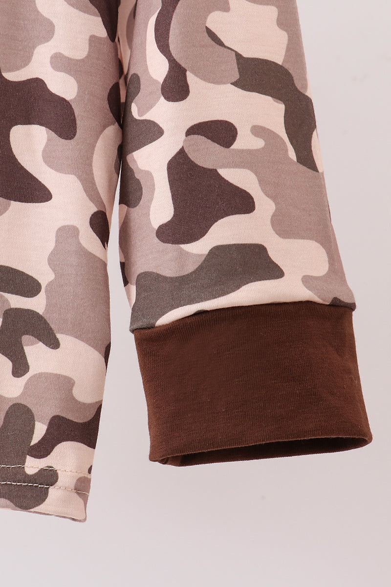Camouflage duck embroidery ruffle top