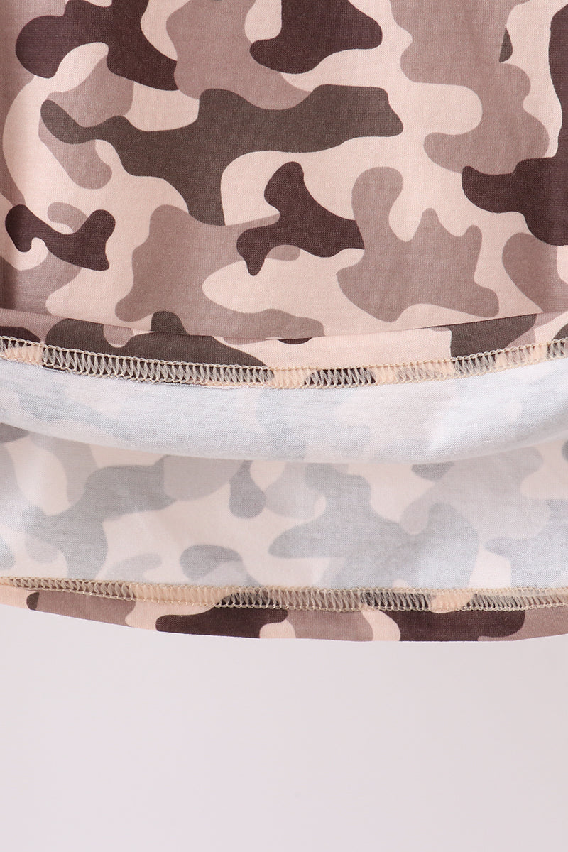 Camouflage duck embroidery ruffle top