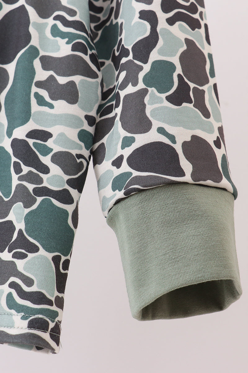 Camouflage fish embroidery ruffle top